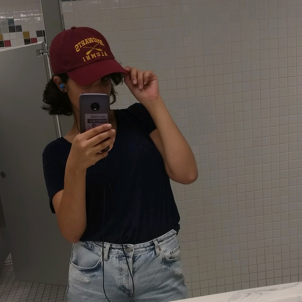 Meet your Posher, Nadia